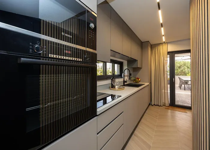 Roma Sauna And Hydrotherapy Pool *