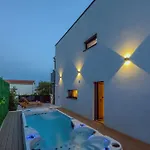 Roma Sauna And Hydrotherapy Pool *
