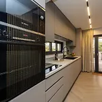 Roma Sauna And Hydrotherapy Pool *