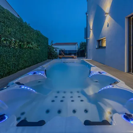 Vila Roma Sauna And Hydrotherapy Pool *