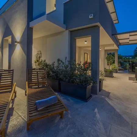 Roma Sauna And Hydrotherapy Pool Villa Trogir