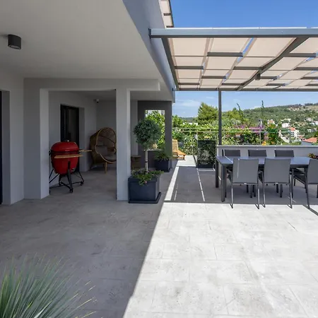 Roma Sauna And Hydrotherapy Pool