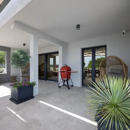 Roma Sauna And Hydrotherapy Pool Vila *