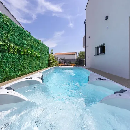Villa Roma Sauna And Hydrotherapy Pool Trogir