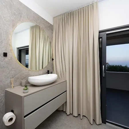 Roma Sauna And Hydrotherapy Pool Vila *