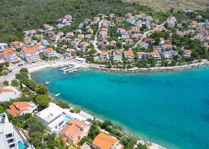 Roma Sauna And Hydrotherapy Pool *