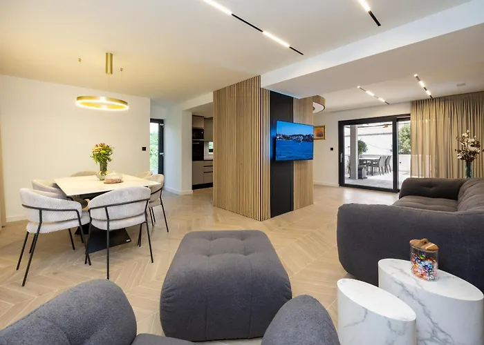 Roma Sauna&hydrotherapy Pool * Trogir